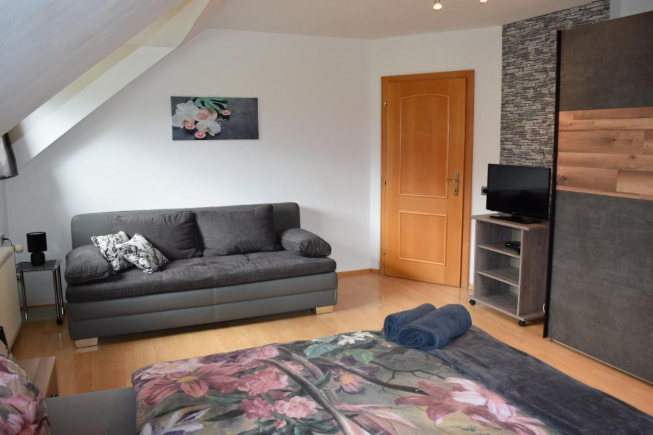Ferienwohnung Familie Pichler Neumarkt in Steiermark Buitenkant foto